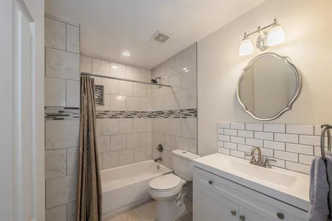 $240,000 | 906 North Wilhite Street, Cleburne, TX 76031