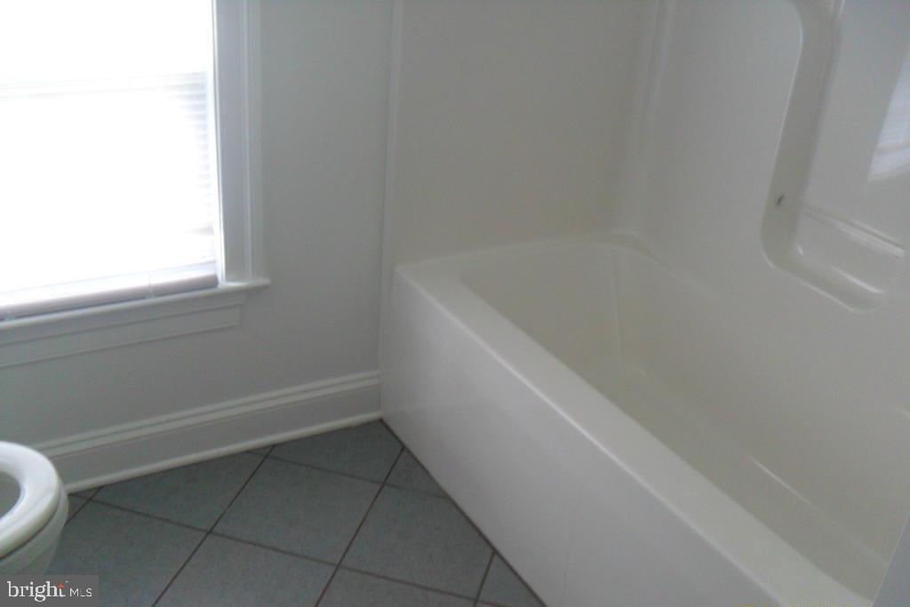 6175 Shady Side Road Shady Side, MD 20764 - Photo 10 of 11 Bath