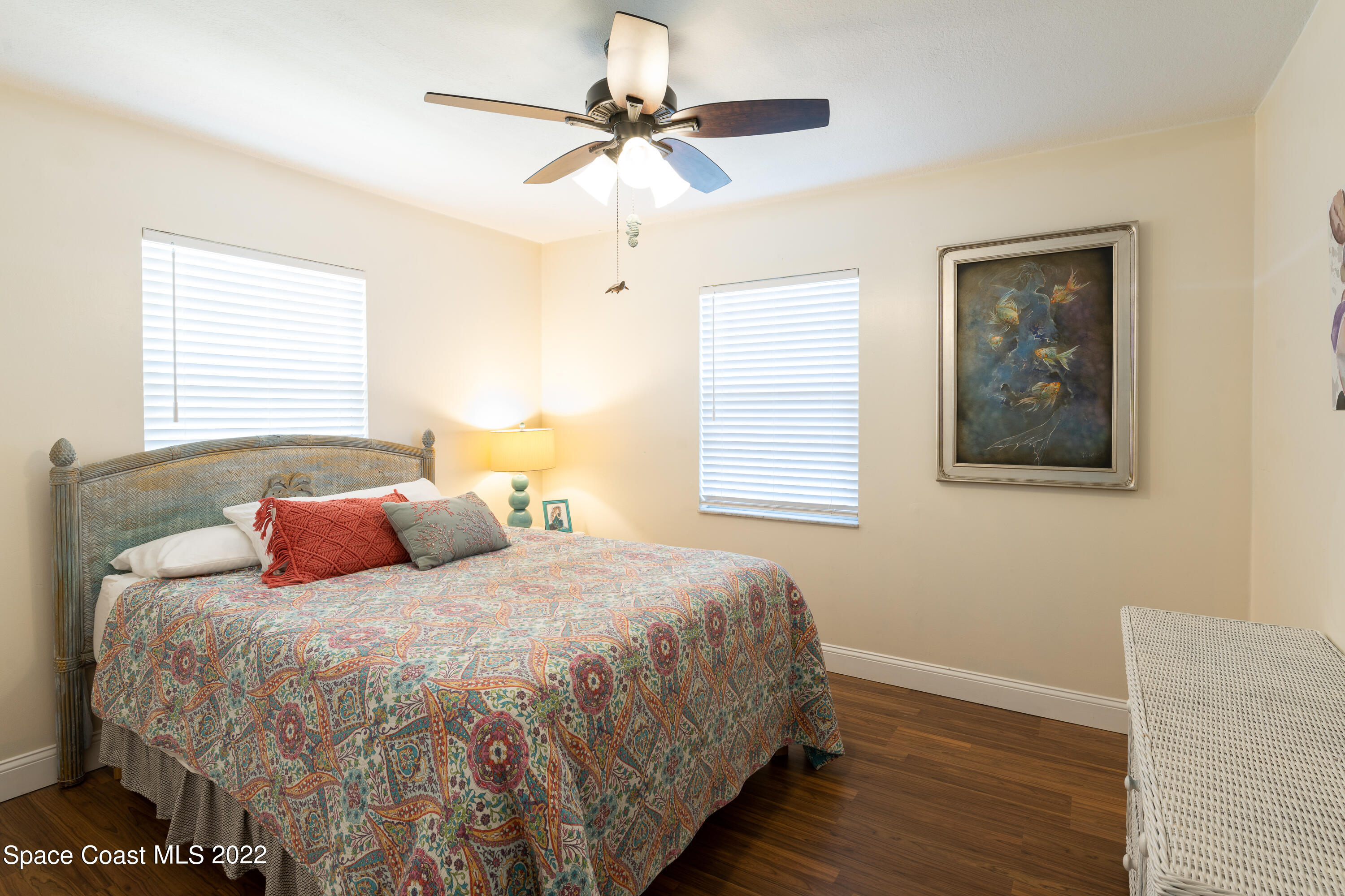 115 Dory Road St. Augustine, FL 32086 - Photo 9 of 31 a bedroom with a bed and a window