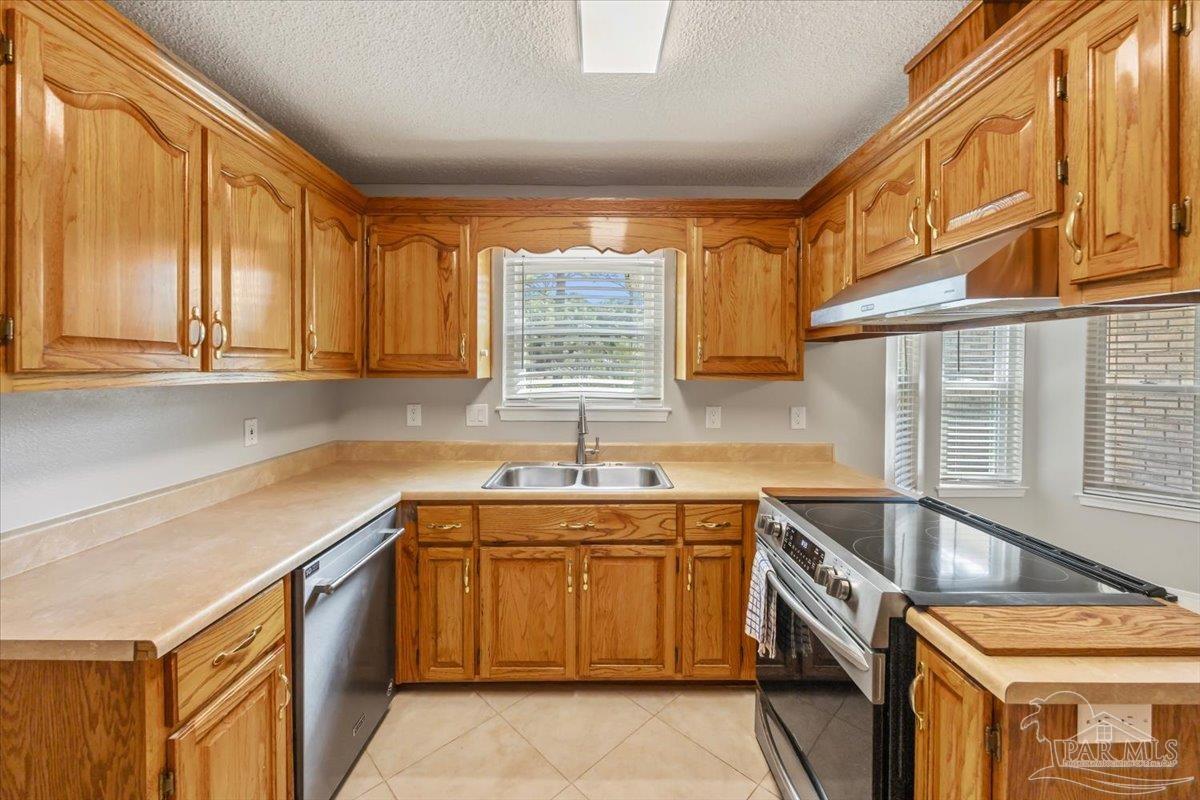 4110 Adams Road Pace, FL 32571 - Photo 10 of 36 Gallery Image 10