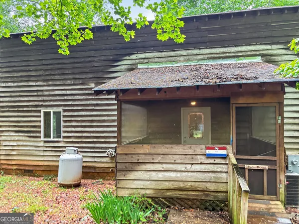 $1,700 | 465 Lakeside Trail, Martin, GA 30557