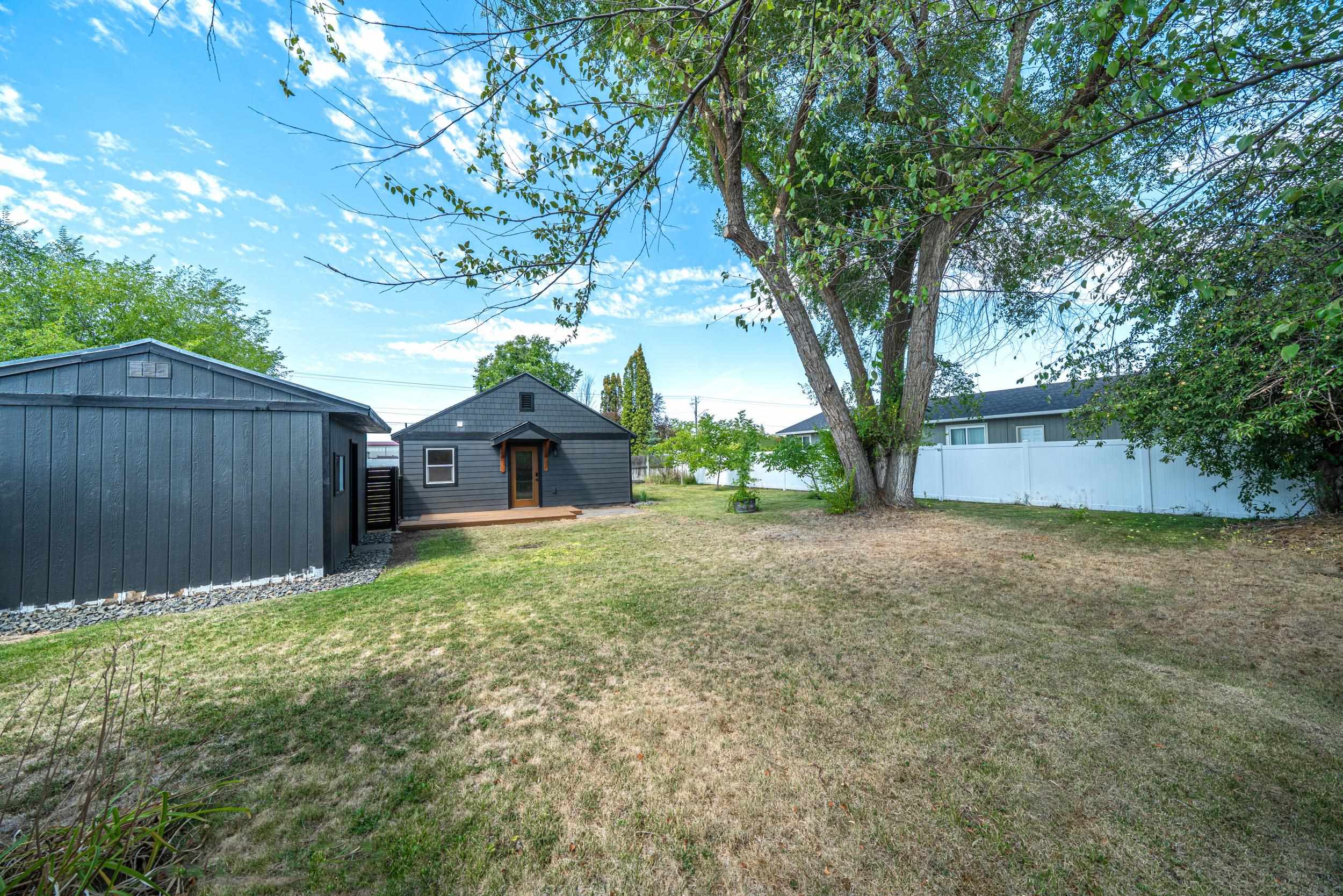 610 North Evergreen Road Spokane Valley, WA 99216 - Photo 9 of 34 Gallery Image 9