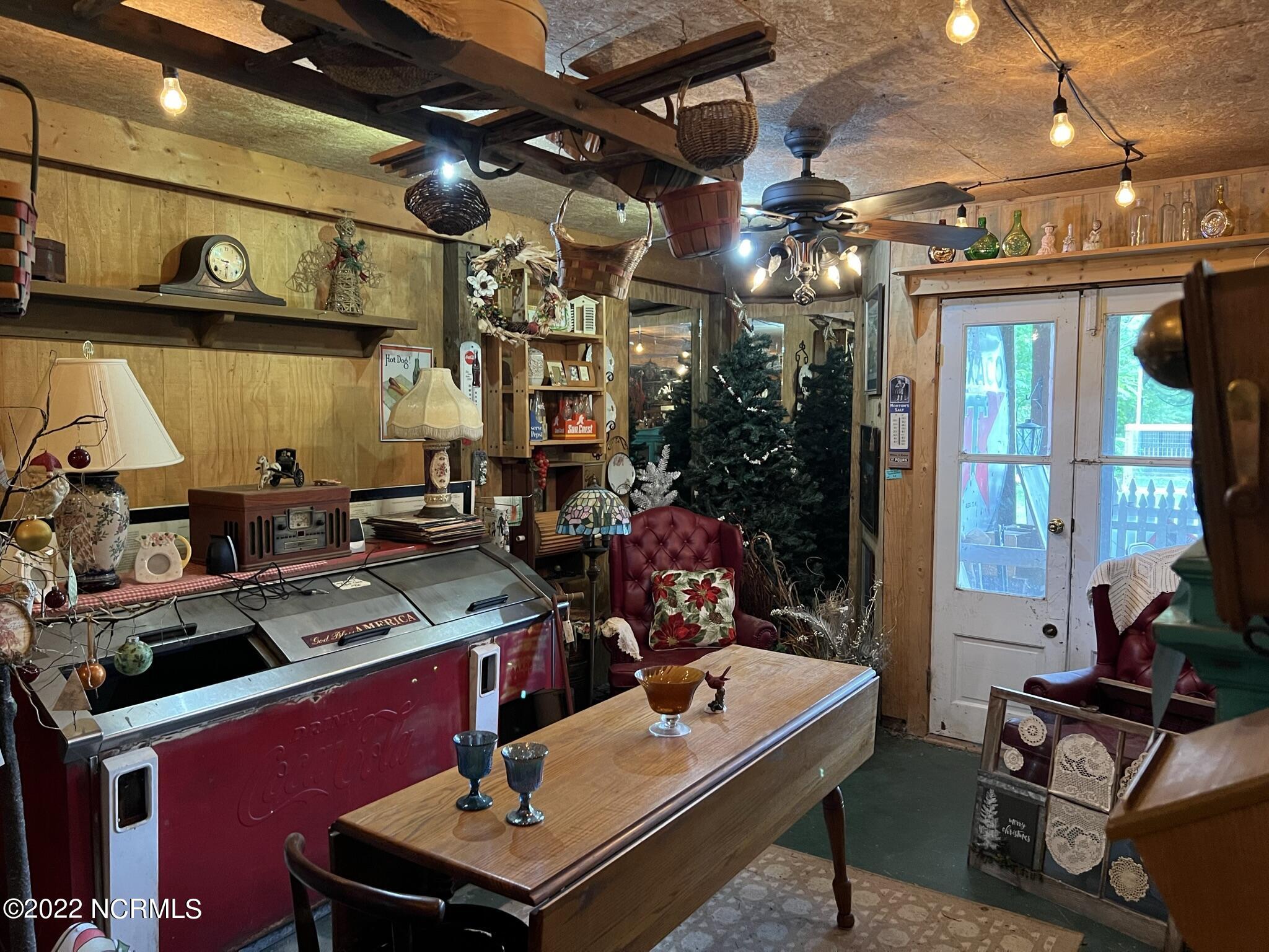 1266 Roberts Road Grantsboro, NC 28529 - Photo 11 of 29 389F4025-1F29-47D8-826A-B8E40135FD1F