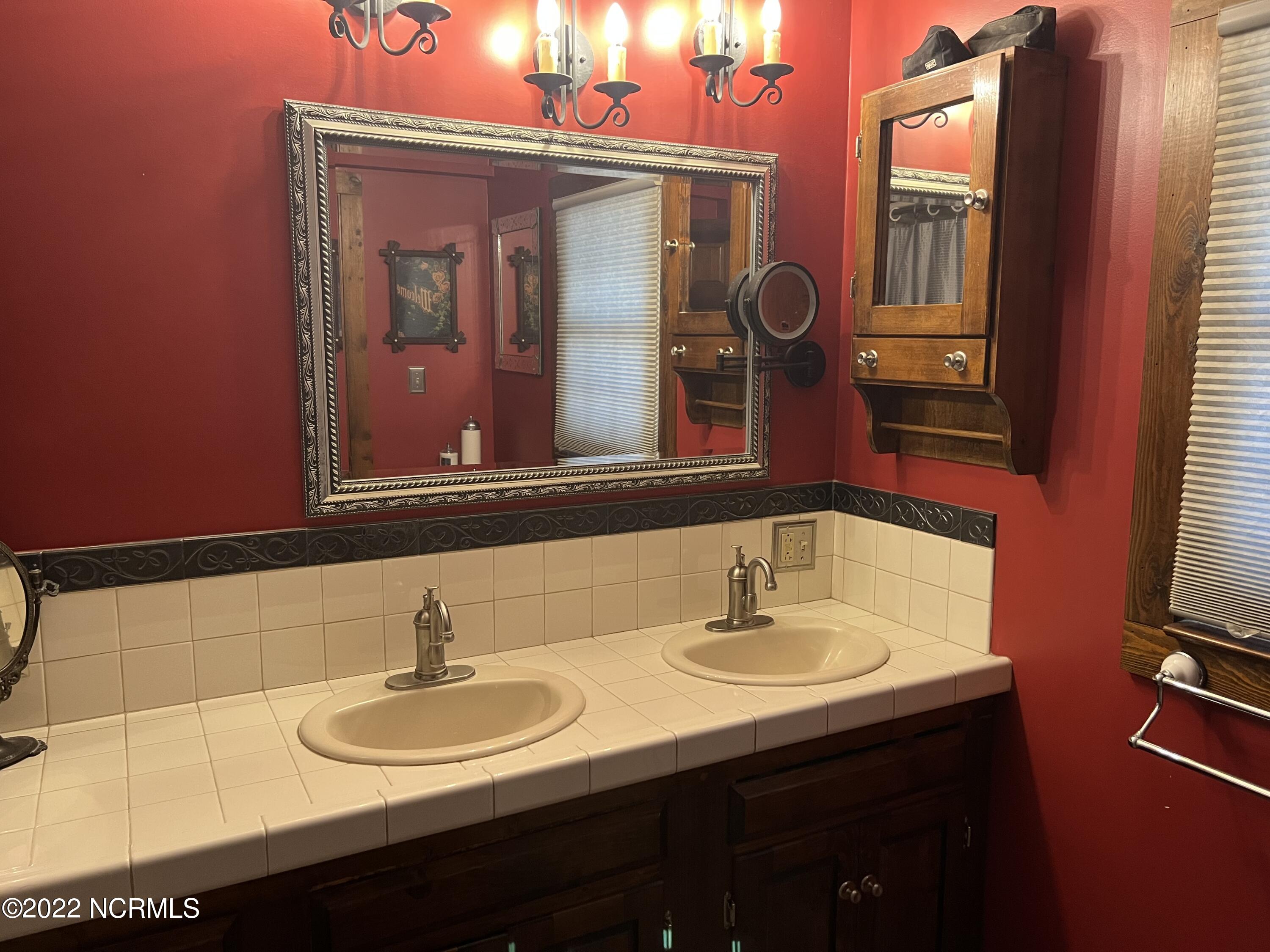 1266 Roberts Road Grantsboro, NC 28529 - Photo 24 of 29 5DE9A739-110D-492B-8E81-975DA732AB76