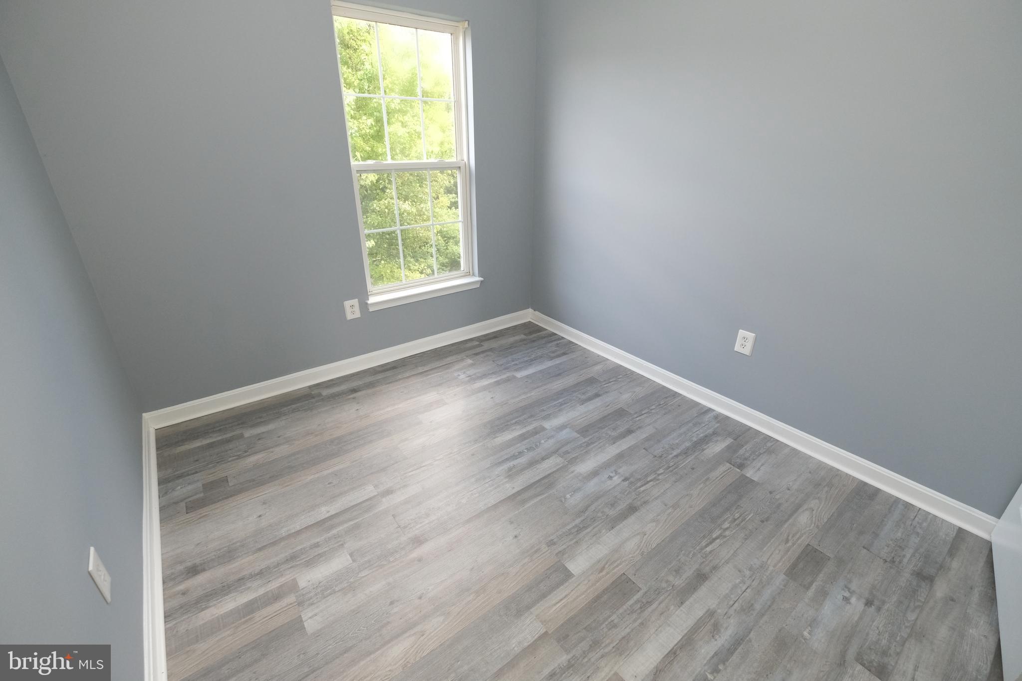 7533 Maury Road Baltimore, MD 21244 - Photo 27 of 31