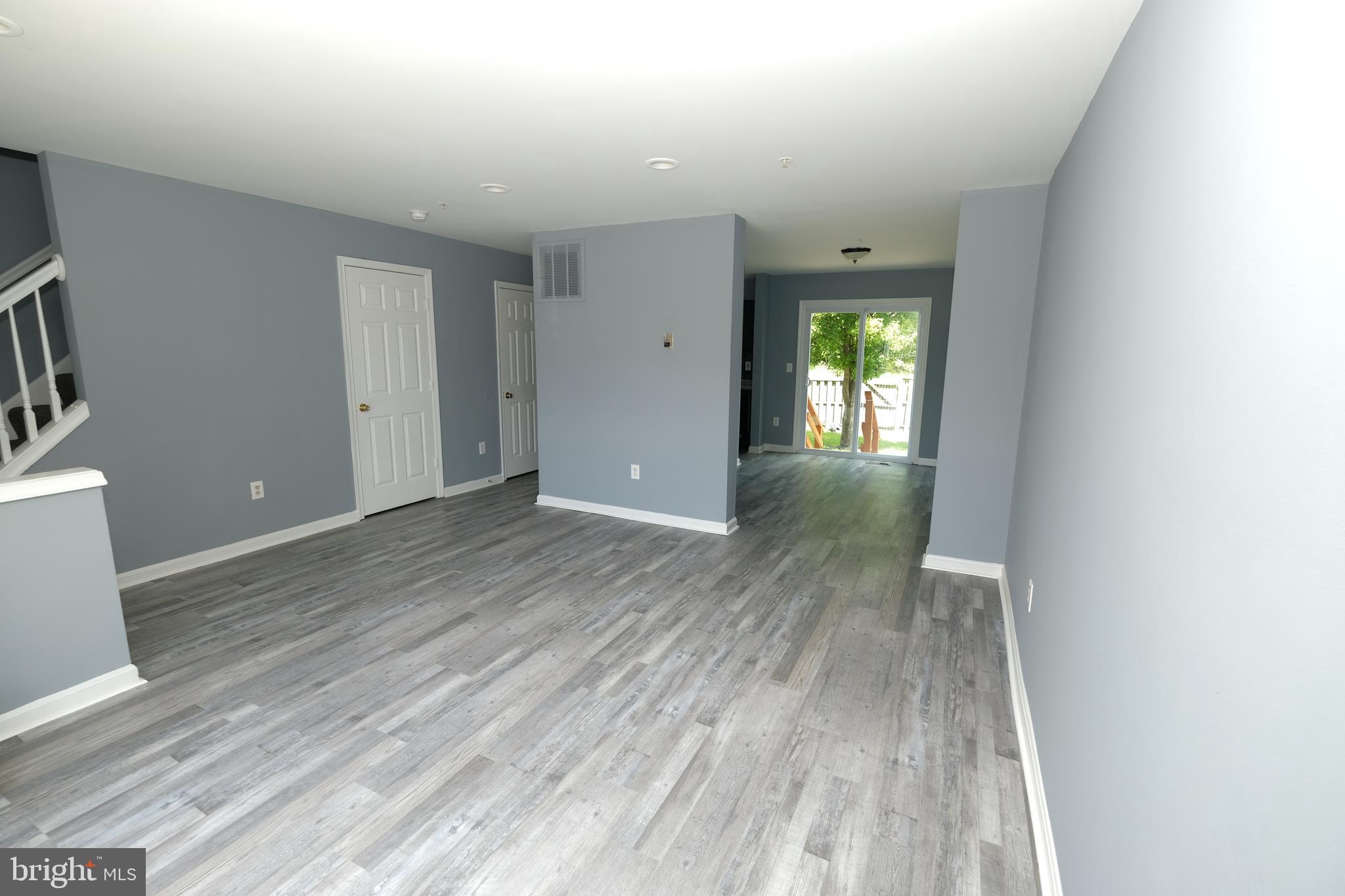 7533 Maury Road Baltimore, MD 21244 - Photo 6 of 31