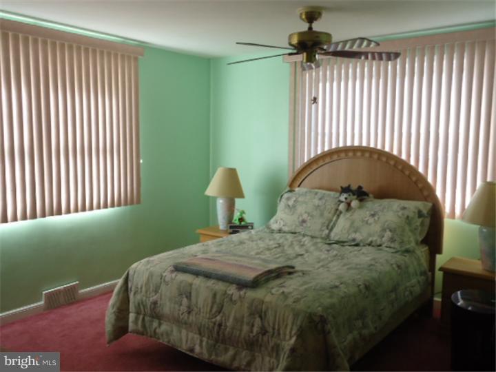 673 Rennard Street Philadelphia, PA 19116 - Photo 6 of 10 Bedroom