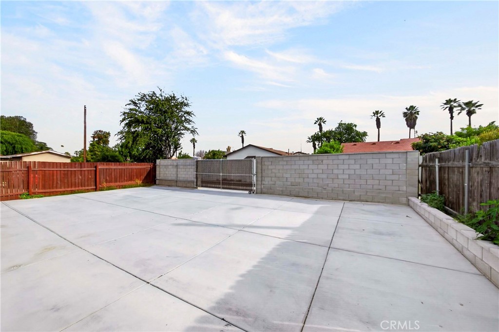 2643 Tenth Street Riverside, CA 92507 - Photo 37 of 40