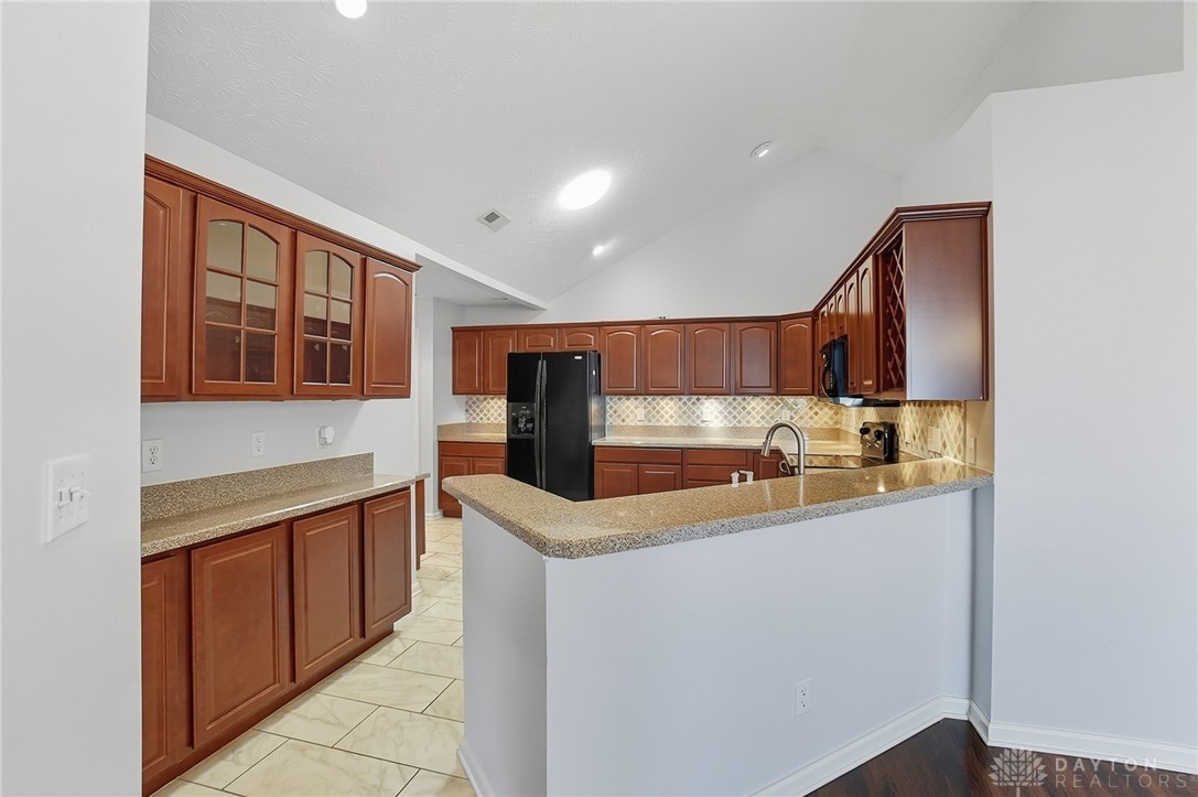 3392 Greenburn Road Beavercreek, OH 45434 - Photo 13 of 39