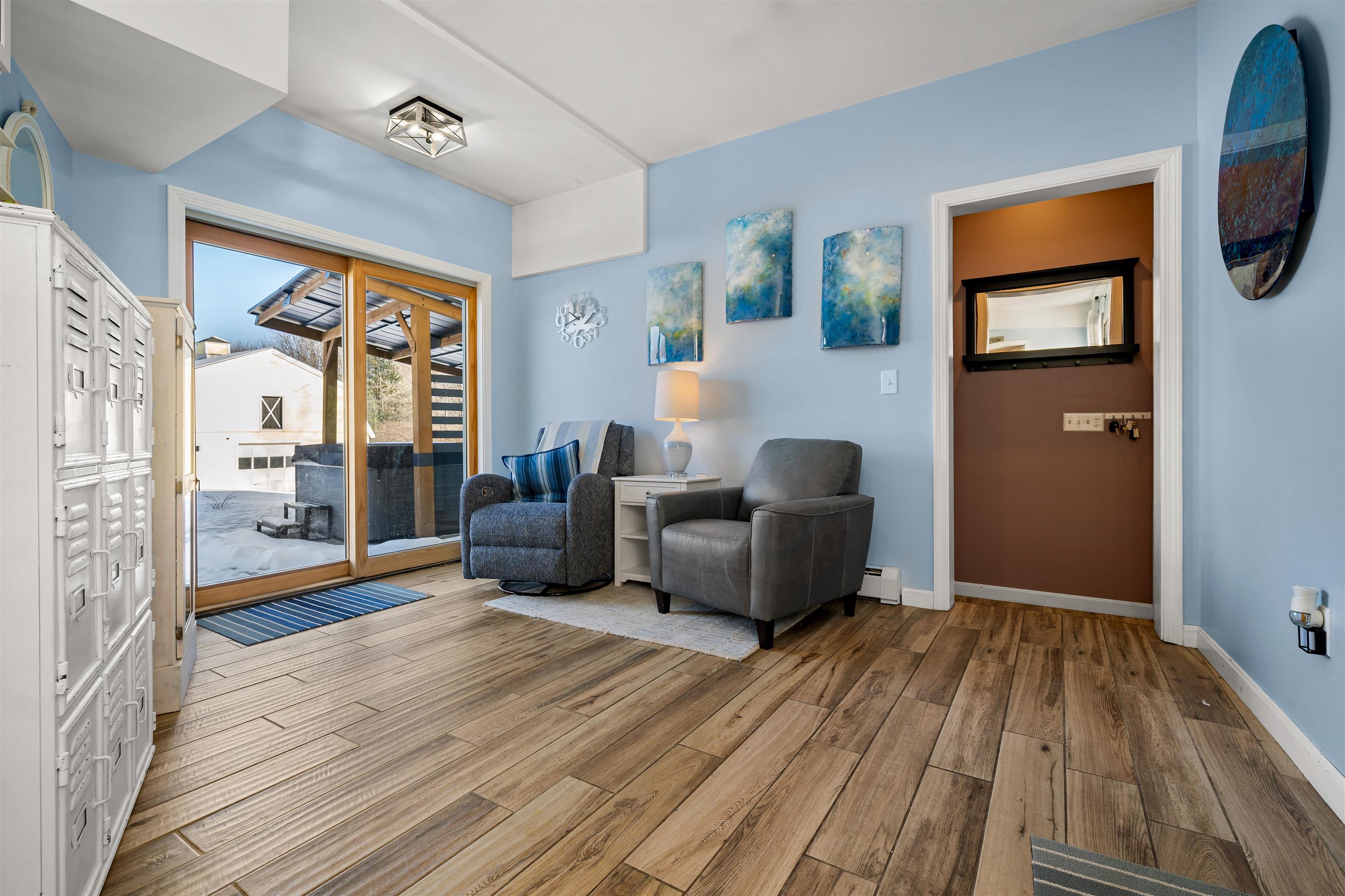 11 Liberty Street Salem, NH 03079 - Photo 3 of 52