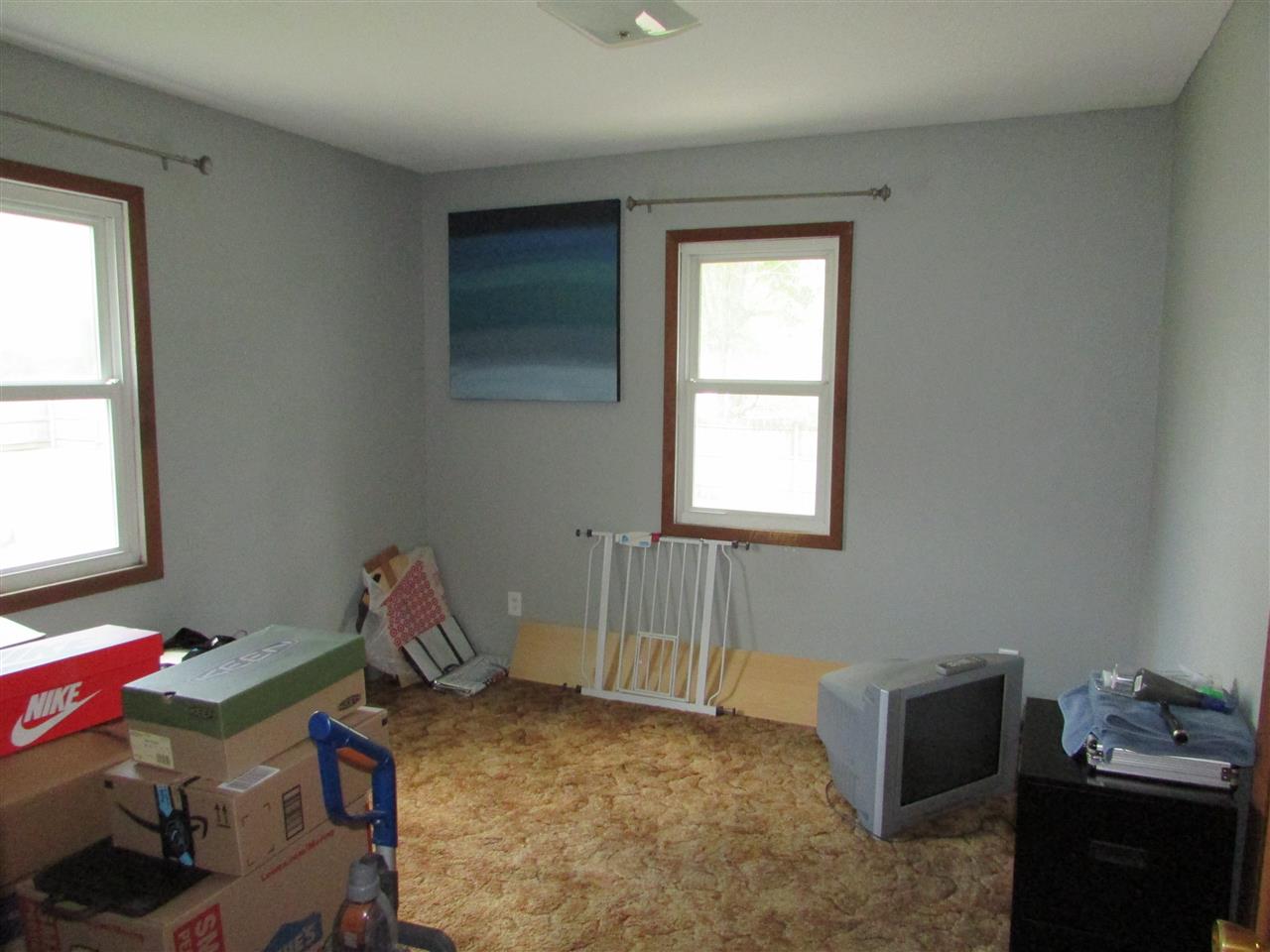 504 Barry Road Rockford, IL 61109 - Photo 22 of 31 a room with a window
