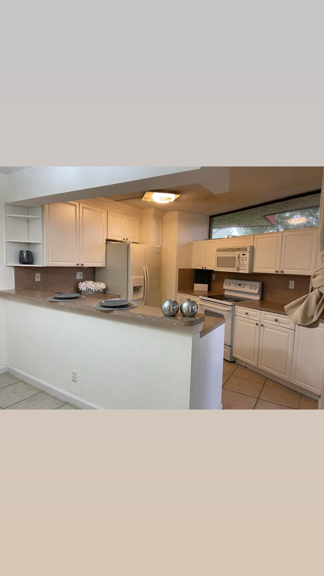 8159 Severn Drive, Unit A Boca Raton, FL 33433 - Photo 2 of 18 1DCB1D64-F0D3-478E-BD1D-9D67847D4875
