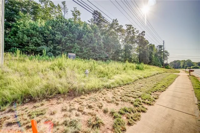 $320,000 | 4645 Highway 92, Acworth, GA 30102