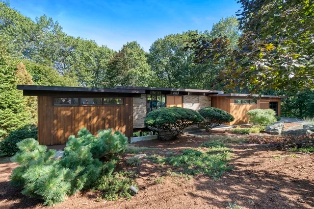 $1,720,000 | 110 Ellis Farm Lane, Melrose, MA 02176