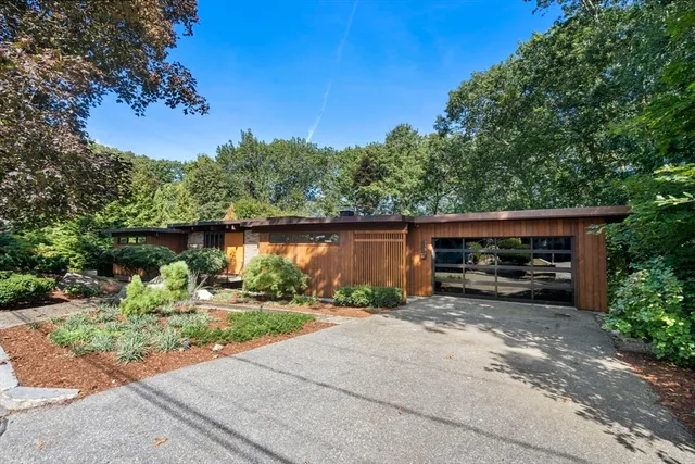 $1,720,000 | 110 Ellis Farm Lane, Melrose, MA 02176