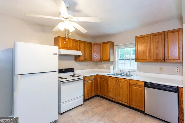 $1,225 | 3172 Humphries Drive Southeast, Atlanta, GA 30354