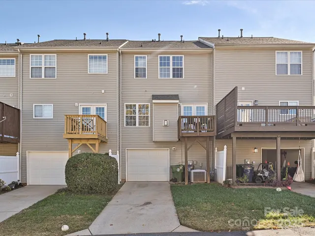 $360,000 | 16319 Peachmont Drive, Cornelius, NC 28031