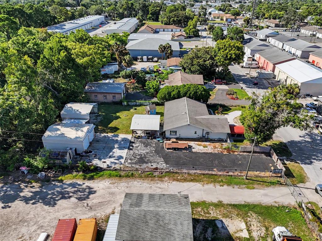 7813 Leo Kidd Avenue Port Richey, FL 34668 - Photo 6 of 95