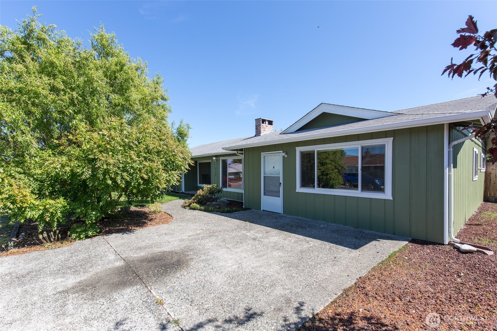 717 East Spruce Street Sequim, WA 98382 - Photo 26 of 40