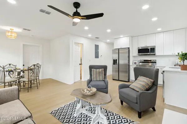 $359,900 | 14051 Claridge Road North, Jacksonville, FL 32250