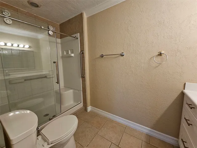 $1,900 | 15575 Marina Drive, Unit 323A, Montgomery, TX 77356