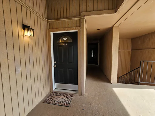 a view of an entryway of a house