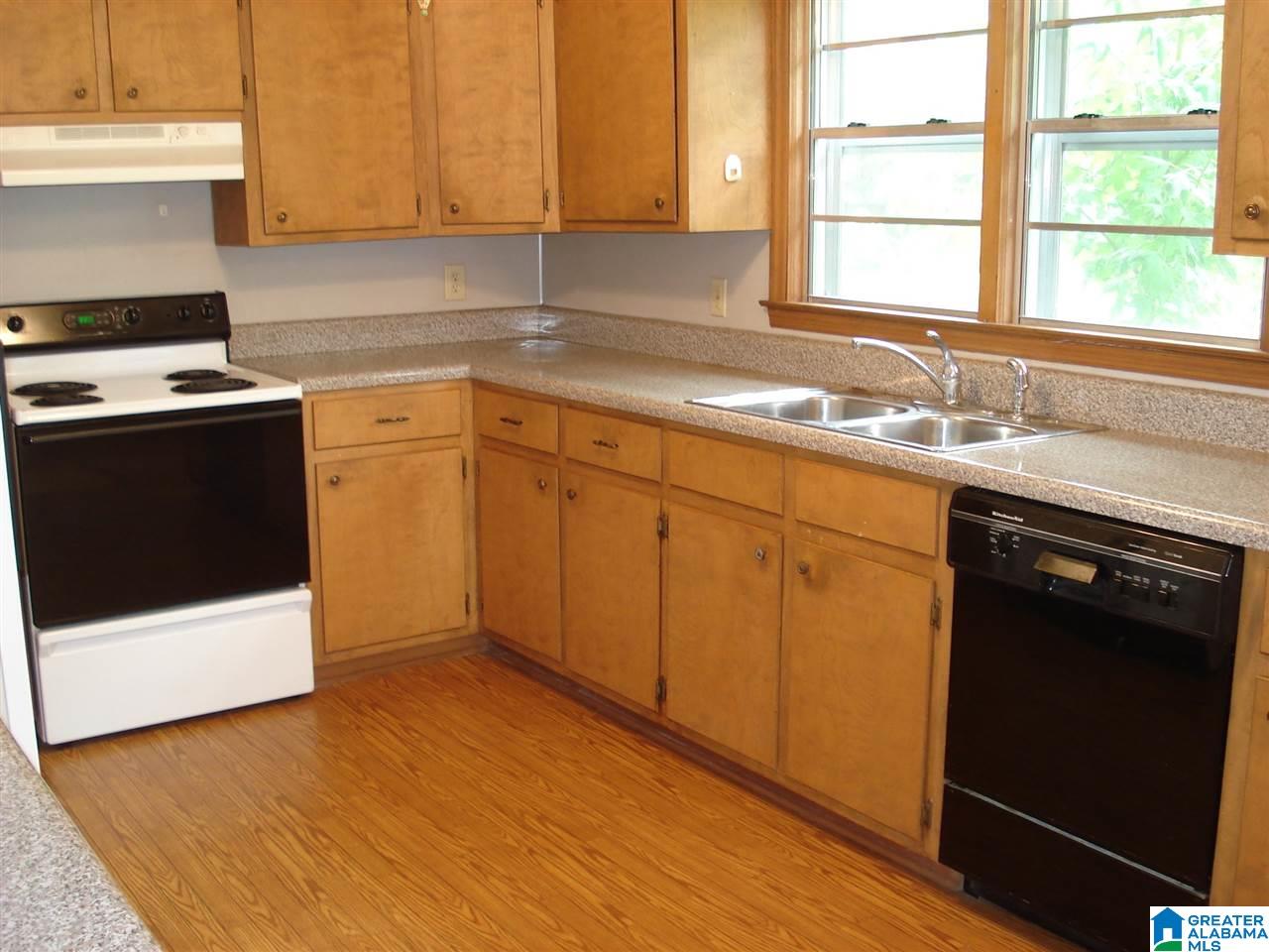444 5th Street Pleasant Grove, AL 35127 - Photo 7 of 25