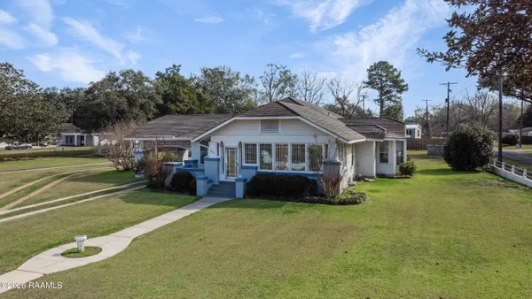 $279,000 | 485 West Plaquemine Street, Church Point, LA 70525