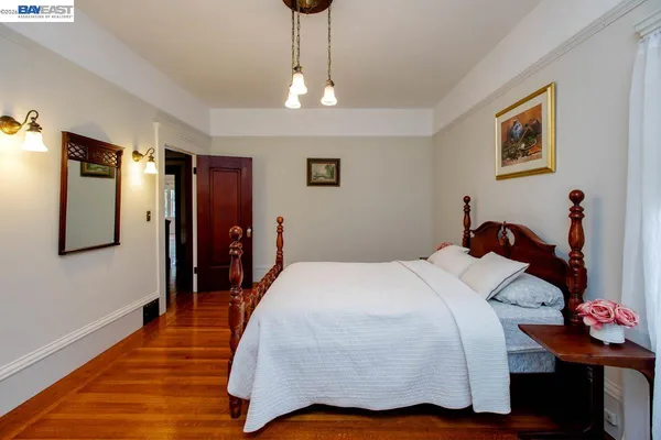 $2,195,000 | 2056 Santa Clara Avenue, Alameda, CA 94501