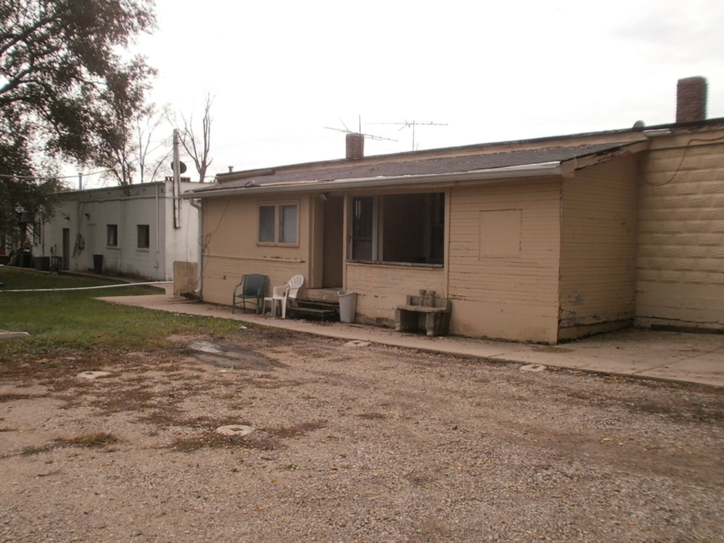 5612 South Illinois Rte 31, Unit 3 Crystal Lake, IL 60014 - Photo 2 of 9
