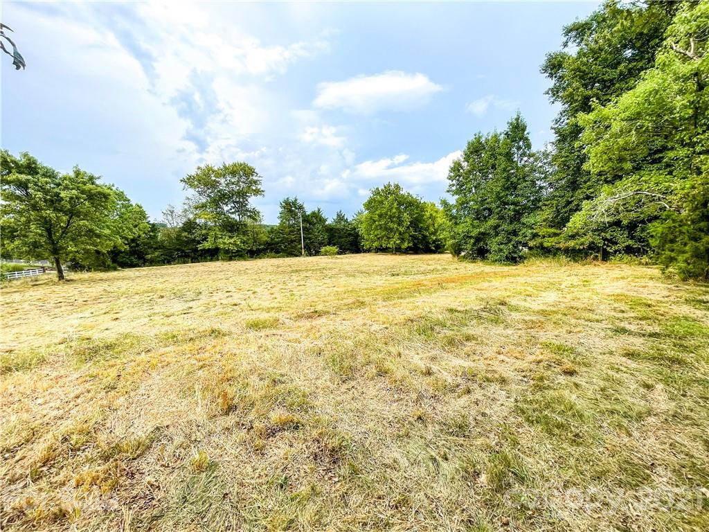 326 Hauss Road Lincolnton, NC 28092 - Photo 4 of 16 Gallery Image 4