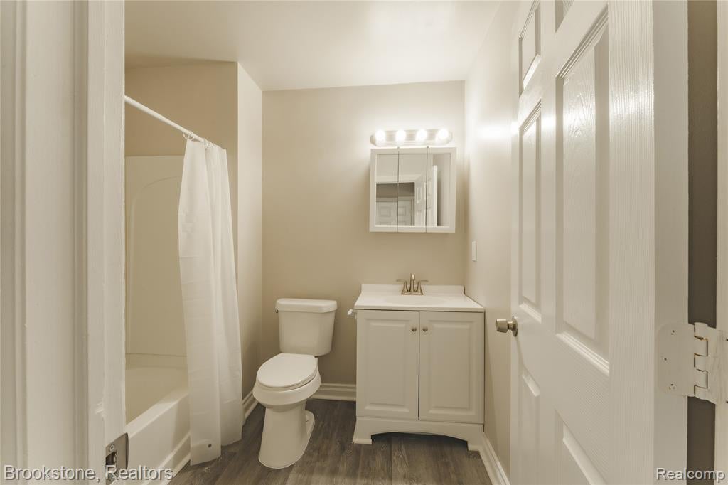 270 Franklin Road Pontiac, MI 48341 - Photo 10 of 46