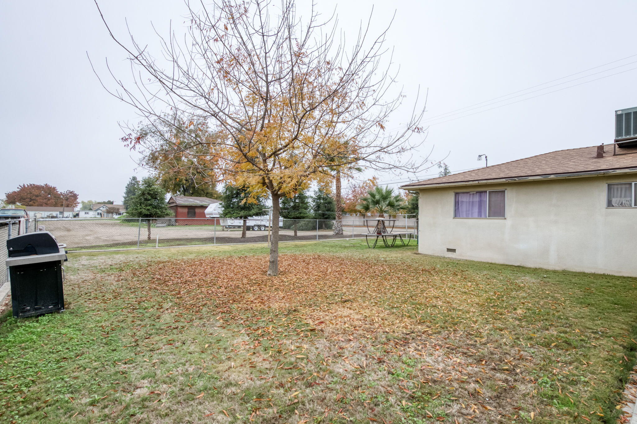 1055 East Dinuba Avenue Reedley, CA 93654 - Photo 35 of 58