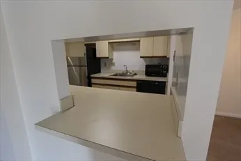 $3,900 | 1600 Massachusetts Avenue, Unit 303, Cambridge, MA 02138