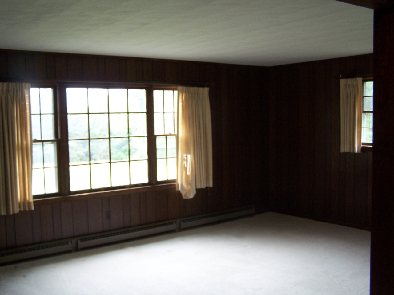 261 Brunswick Forge Road Troutville, VA 24175 - Photo 8 of 13 Family Room
