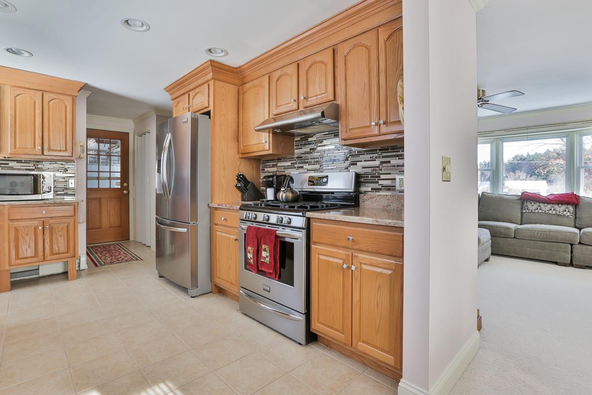 3 Glasgow Road Nashua, NH 03062 - Photo 15 of 27 Gallery Image 15