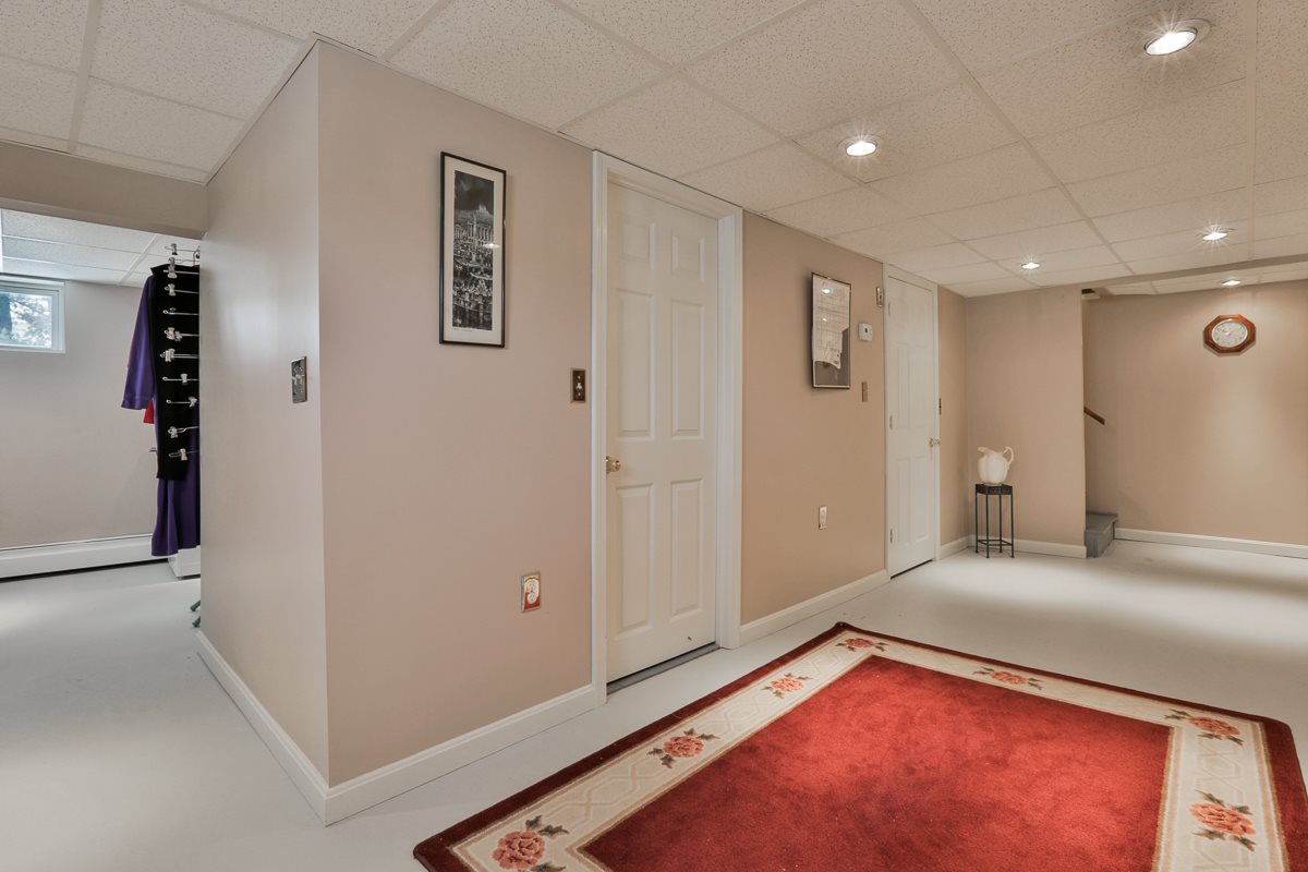3 Glasgow Road Nashua, NH 03062 - Photo 26 of 27 Gallery Image 26