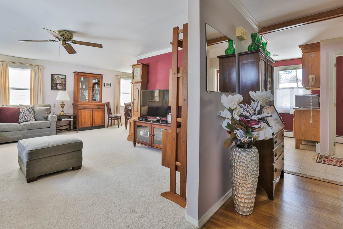 3 Glasgow Road Nashua, NH 03062 - Photo 6 of 27 Gallery Image 6