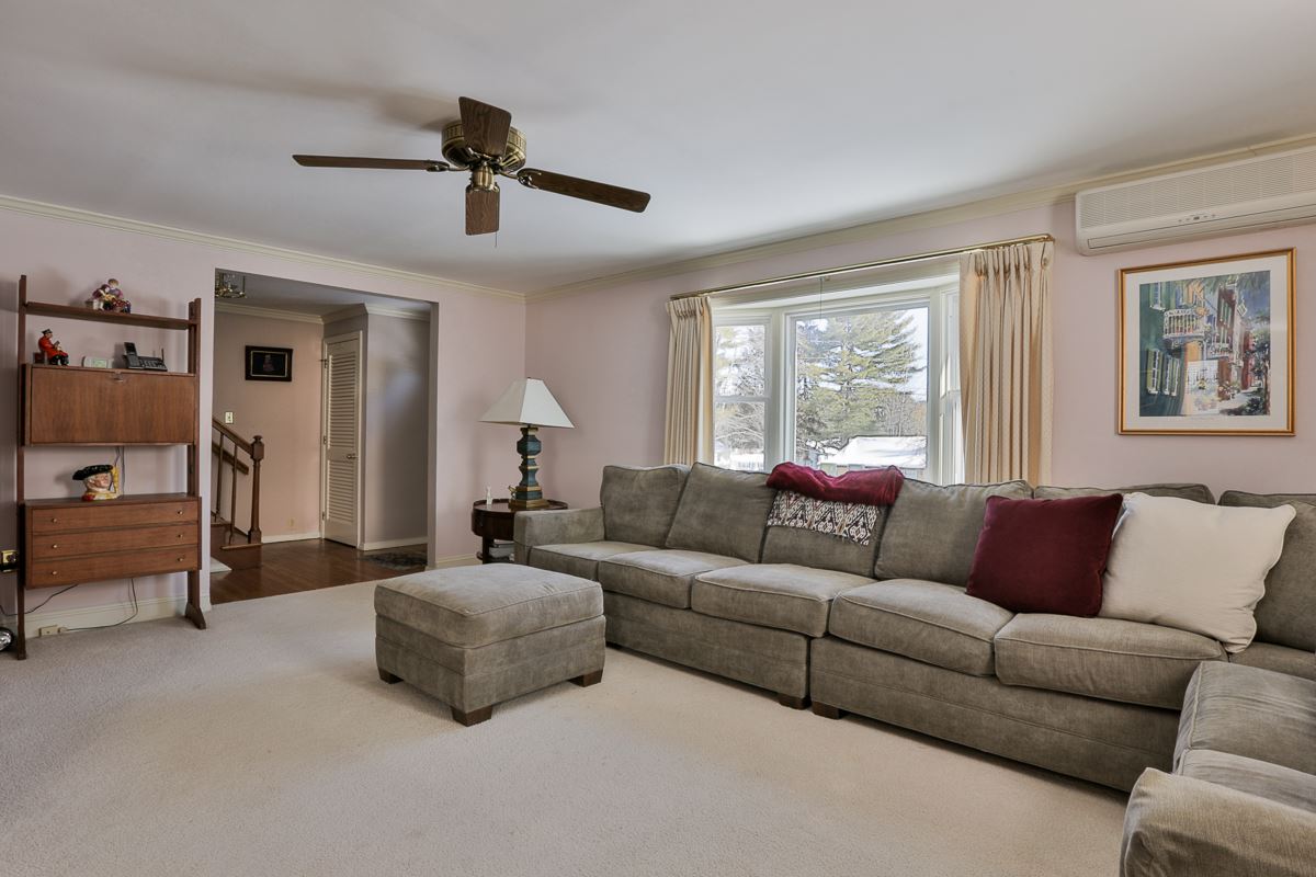 3 Glasgow Road Nashua, NH 03062 - Photo 9 of 27 Gallery Image 9