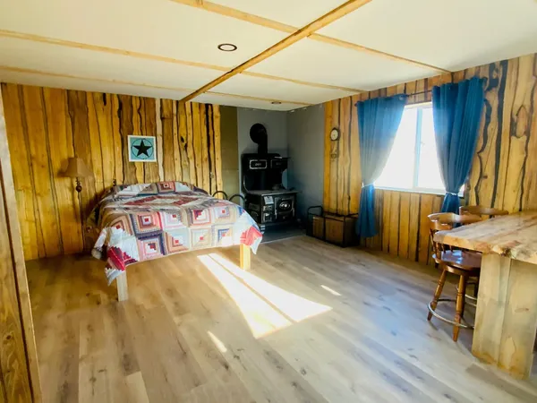 $525,000 | 19897 West Us Highway, Casper, WY 82604