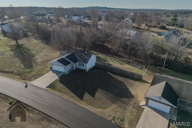 $289,900 | 19940 Simmons Road, Waynesville, MO 65583