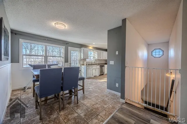 $289,900 | 19940 Simmons Road, Waynesville, MO 65583