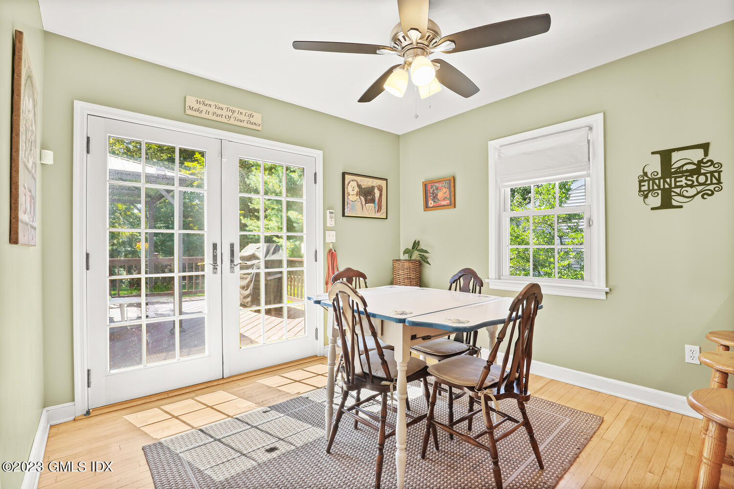 10 Minivale Road Stamford, CT 06907 - Photo 12 of 39 Silders without red chair