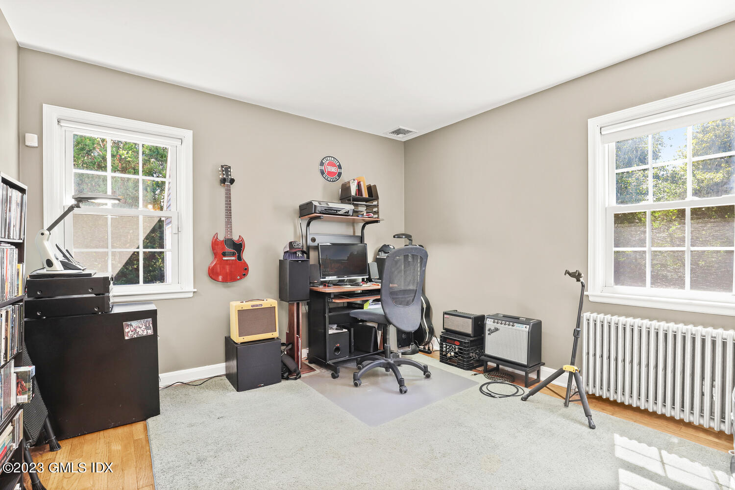 10 Minivale Road Stamford, CT 06907 - Photo 18 of 39 10 Minivale Rd Stamford CT-large-020-031