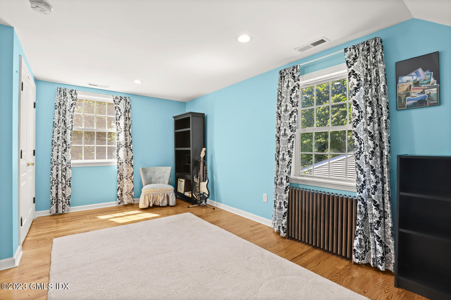 10 Minivale Road Stamford, CT 06907 - Photo 23 of 39 10 Minivale Rd Stamford CT-large-024-022