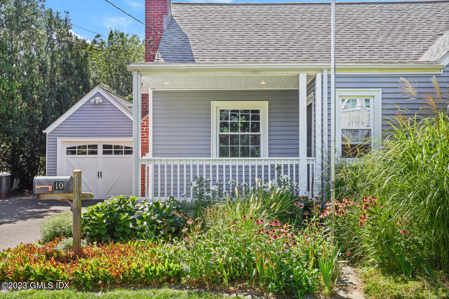 10 Minivale Road Stamford, CT 06907 - Photo 34 of 39 10 Minivale Rd Stamford CT-large-038-014