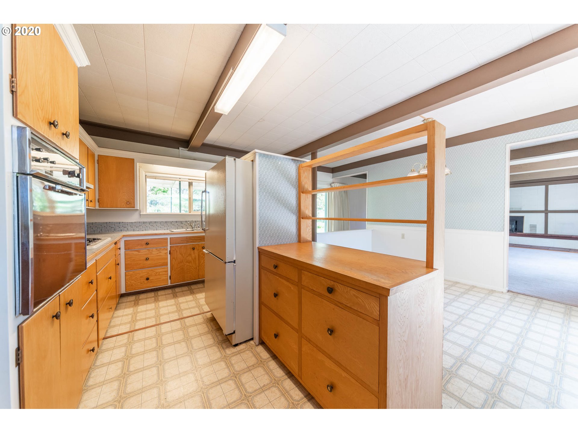 3057 Bailey Hill Road Eugene, OR 97405 - Photo 11 of 32 Gallery Image 11