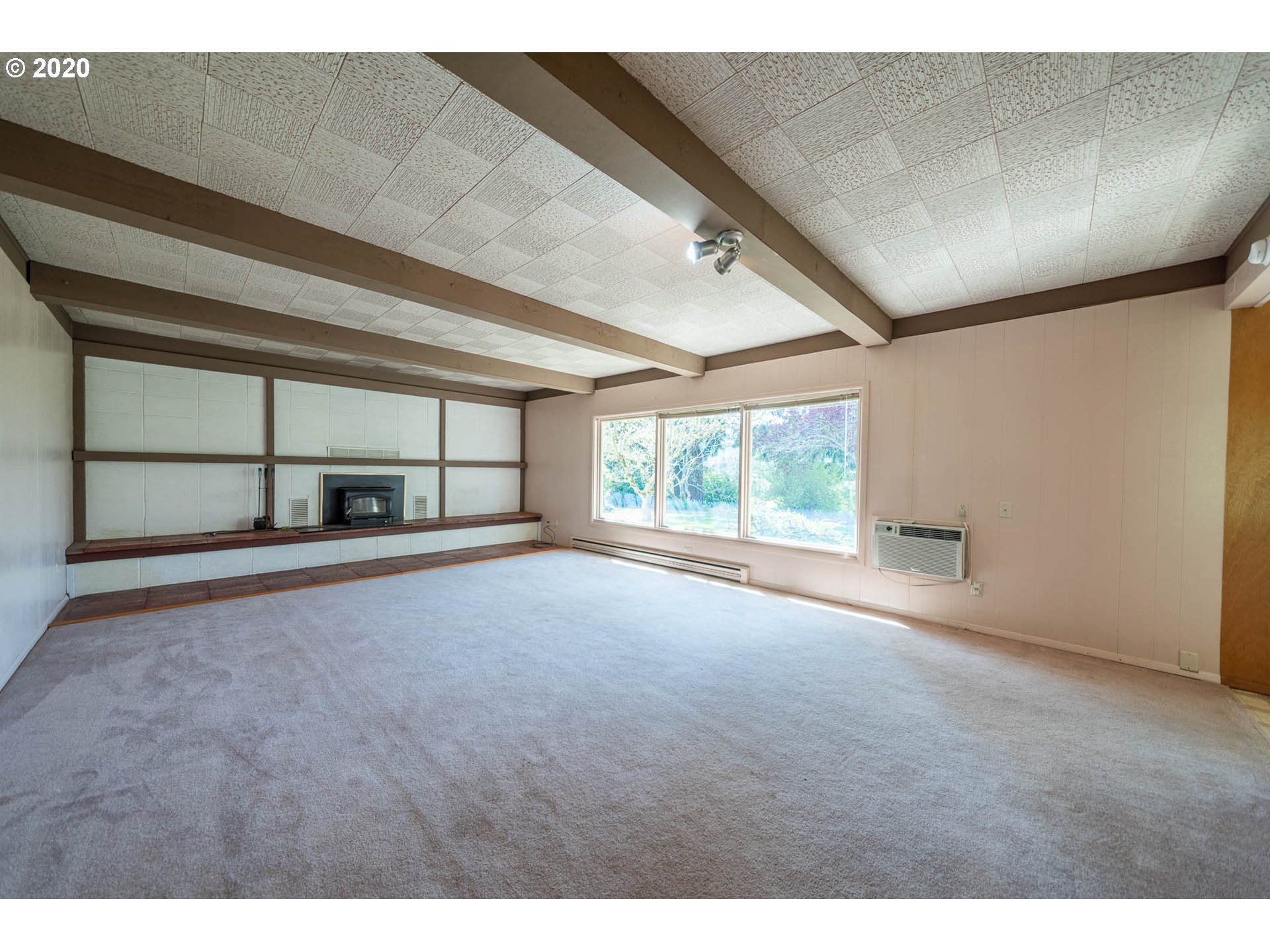 3057 Bailey Hill Road Eugene, OR 97405 - Photo 15 of 32 Gallery Image 15