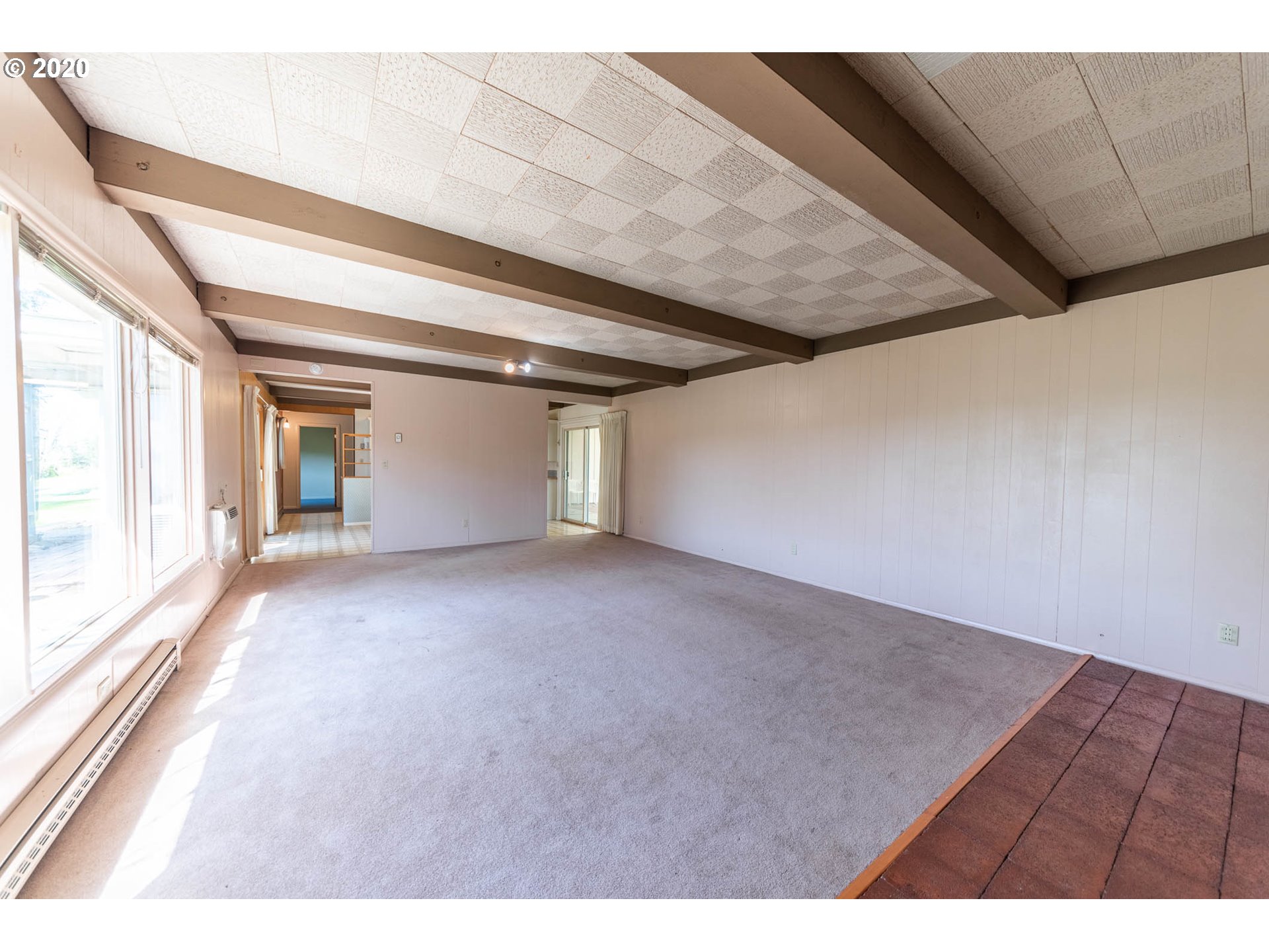 3057 Bailey Hill Road Eugene, OR 97405 - Photo 17 of 32 Gallery Image 17