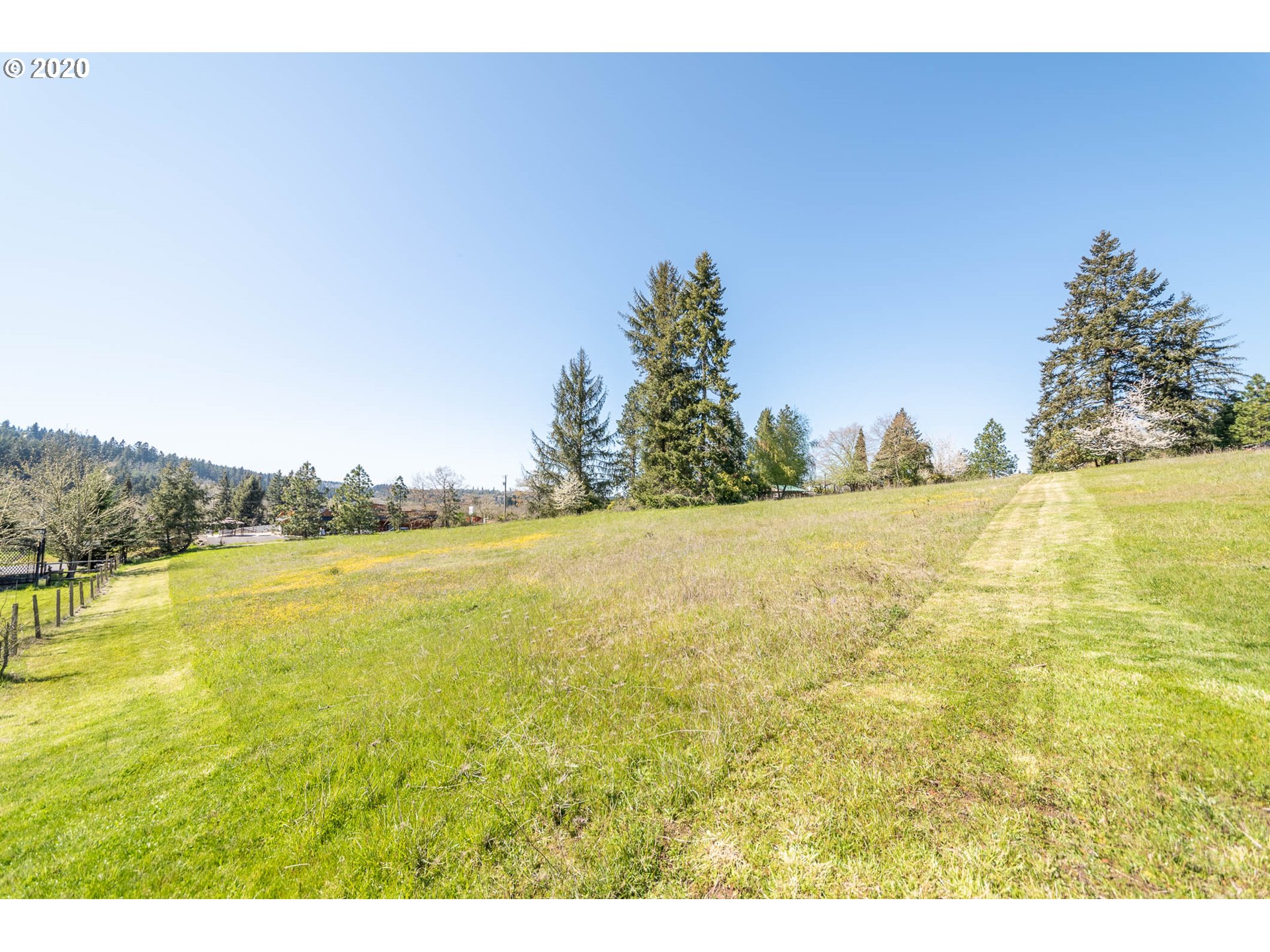 3057 Bailey Hill Road Eugene, OR 97405 - Photo 32 of 32 Gallery Image 32